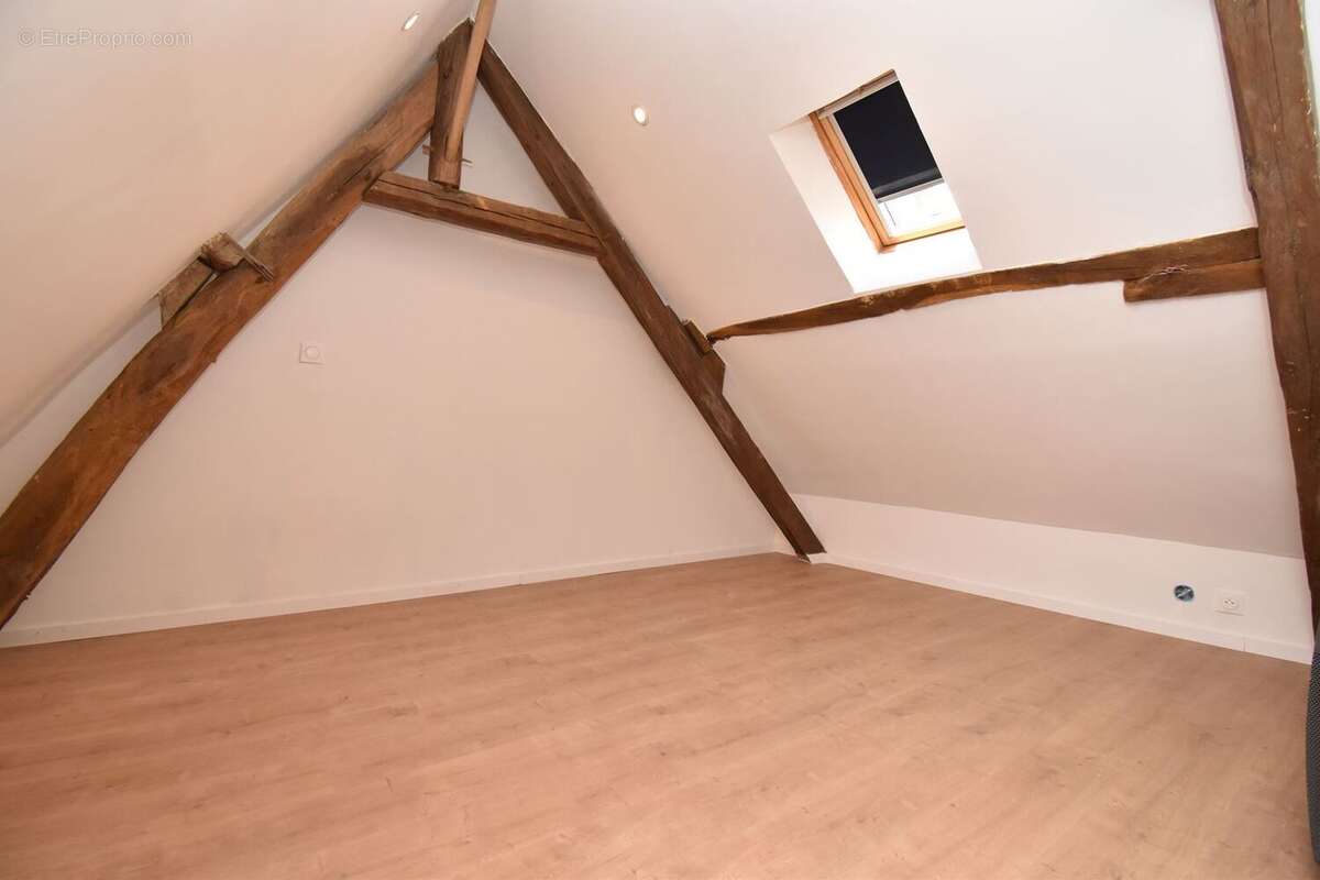 Maison à WALINCOURT-SELVIGNY