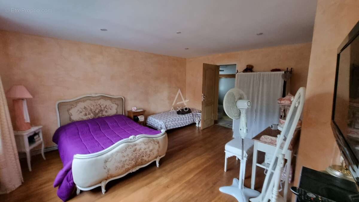 Commerce à THIBERVILLE