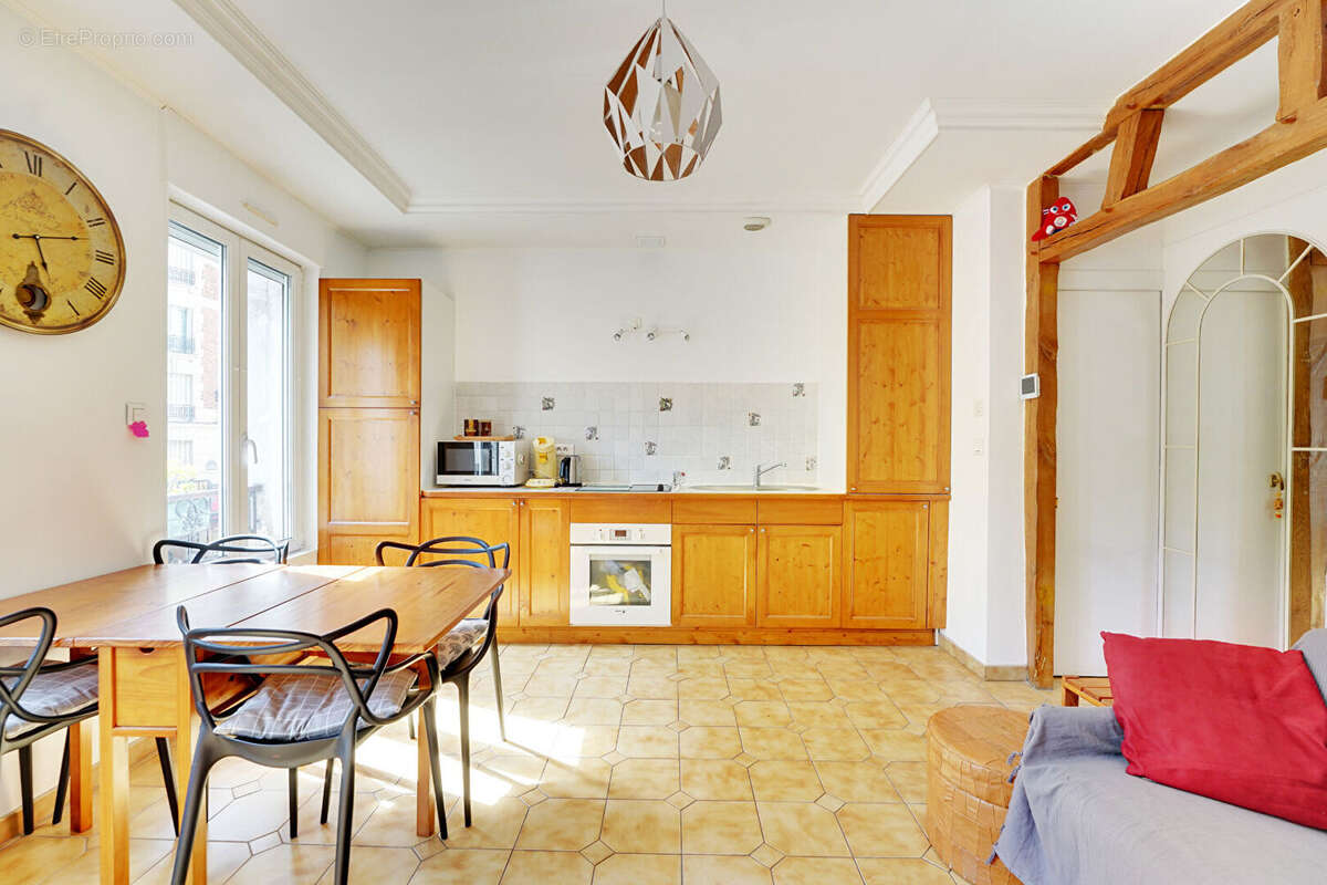 Appartement à PARIS-12E