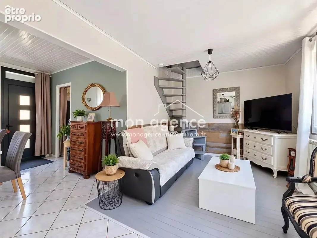 OIssel (76350), Maison 45 m² avec jardinet – Vendue louée – Rentabilité 6,6 % - photo 3