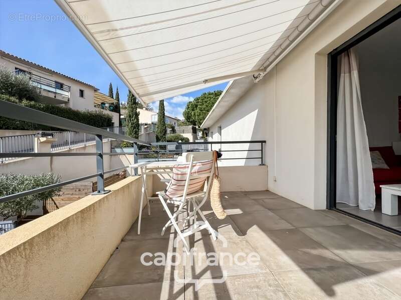 Appartement à BORMES-LES-MIMOSAS