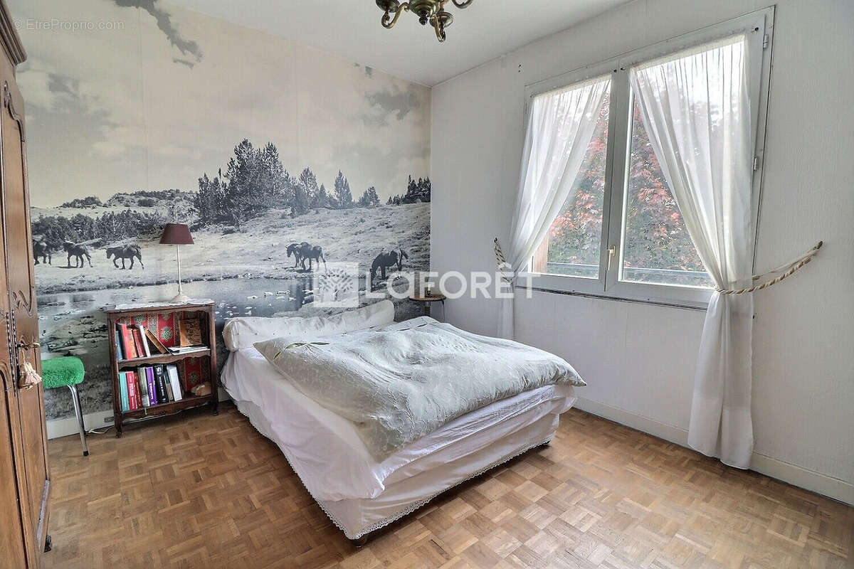 Appartement à RUEIL-MALMAISON