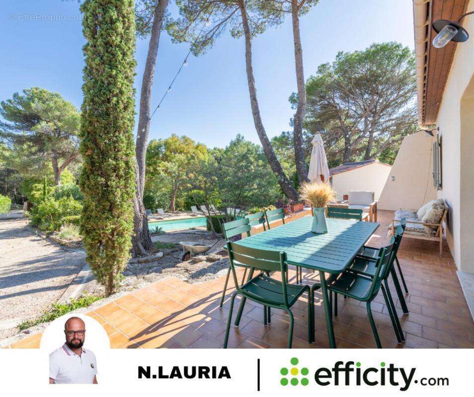 Maison à MEYRARGUES