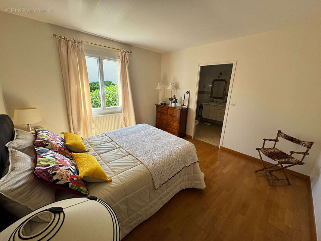 Maison à MONTFORT-L'AMAURY