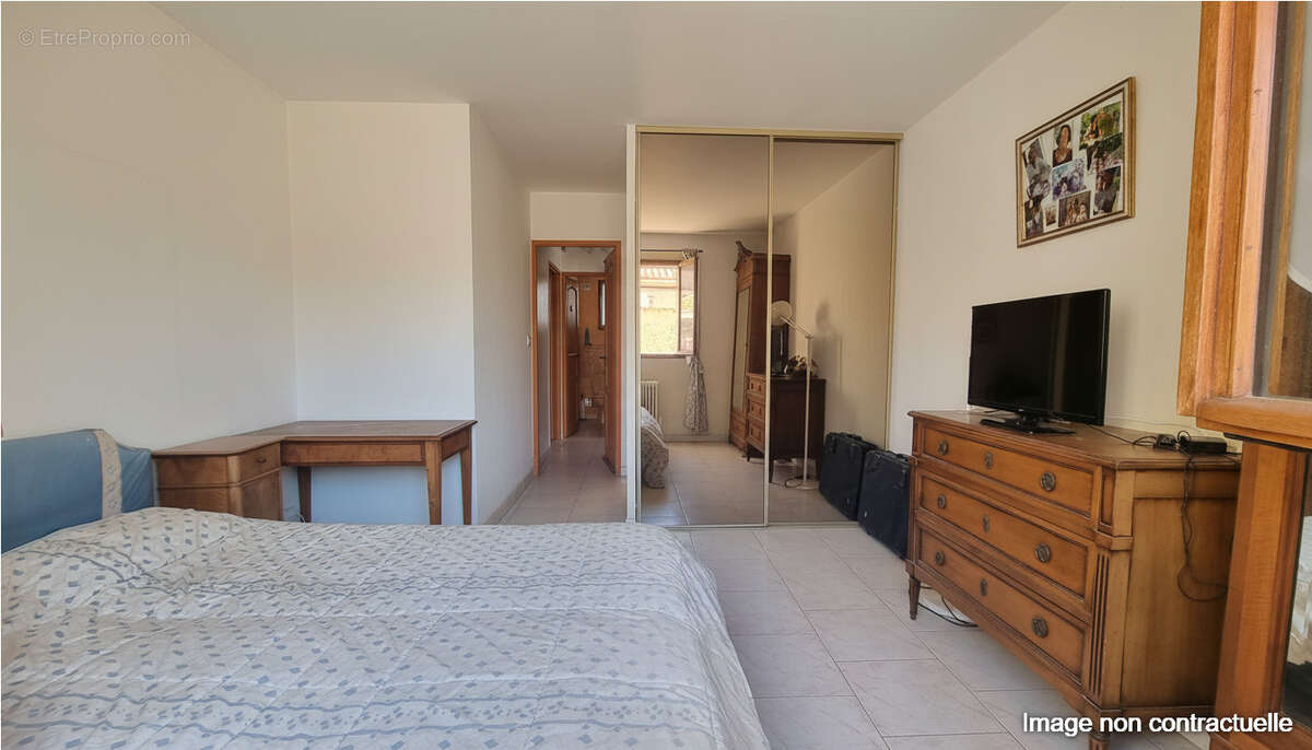 Maison à LA LONDE-LES-MAURES