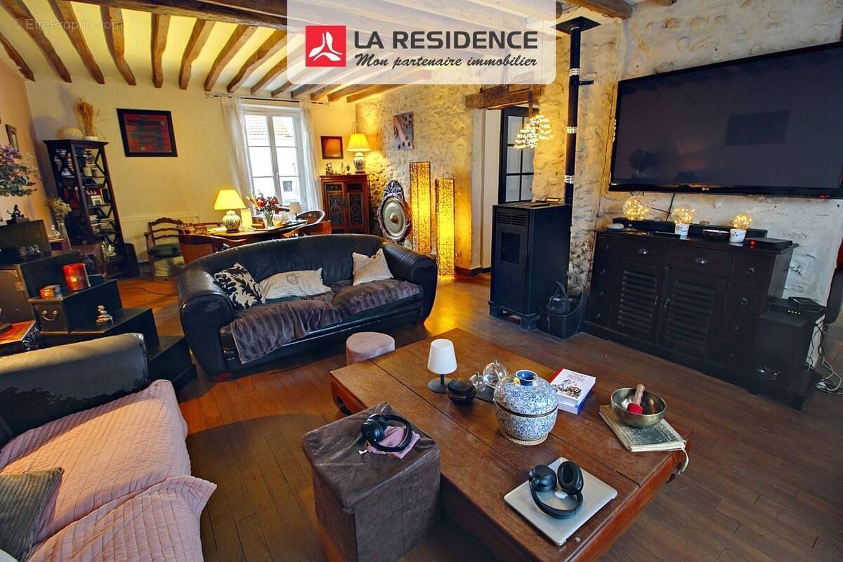 Maison à VAUX-SUR-SEINE