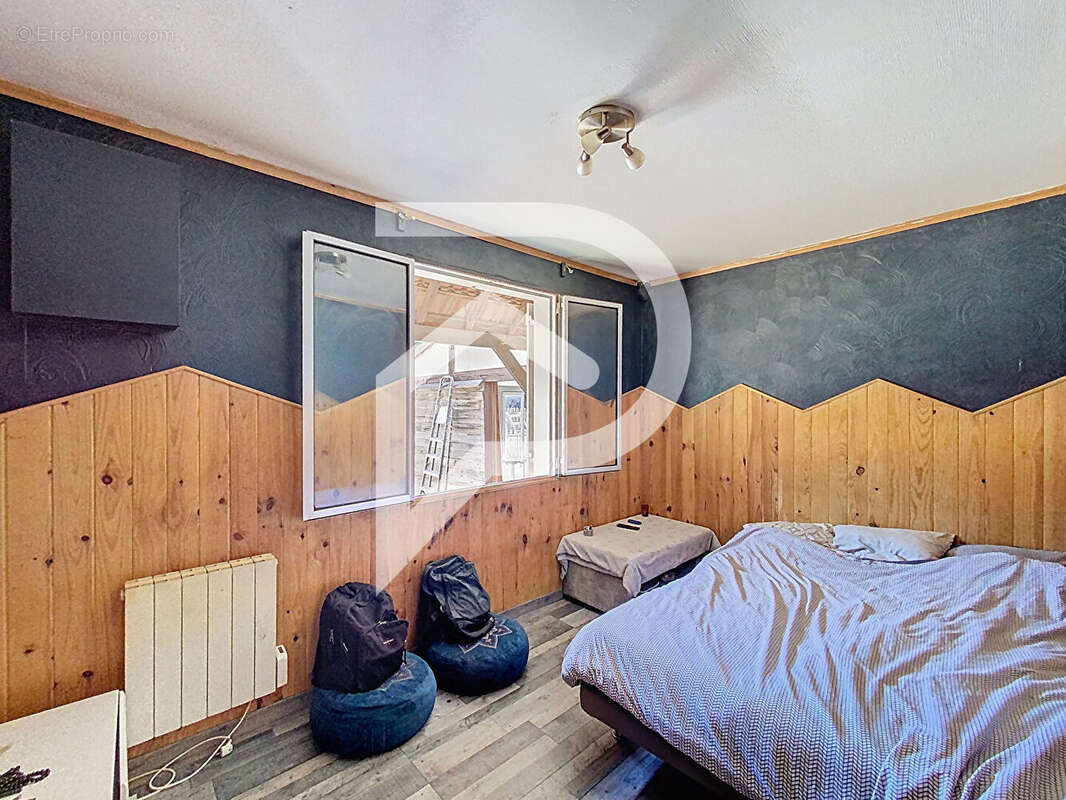 Maison à VERT-EN-DROUAIS