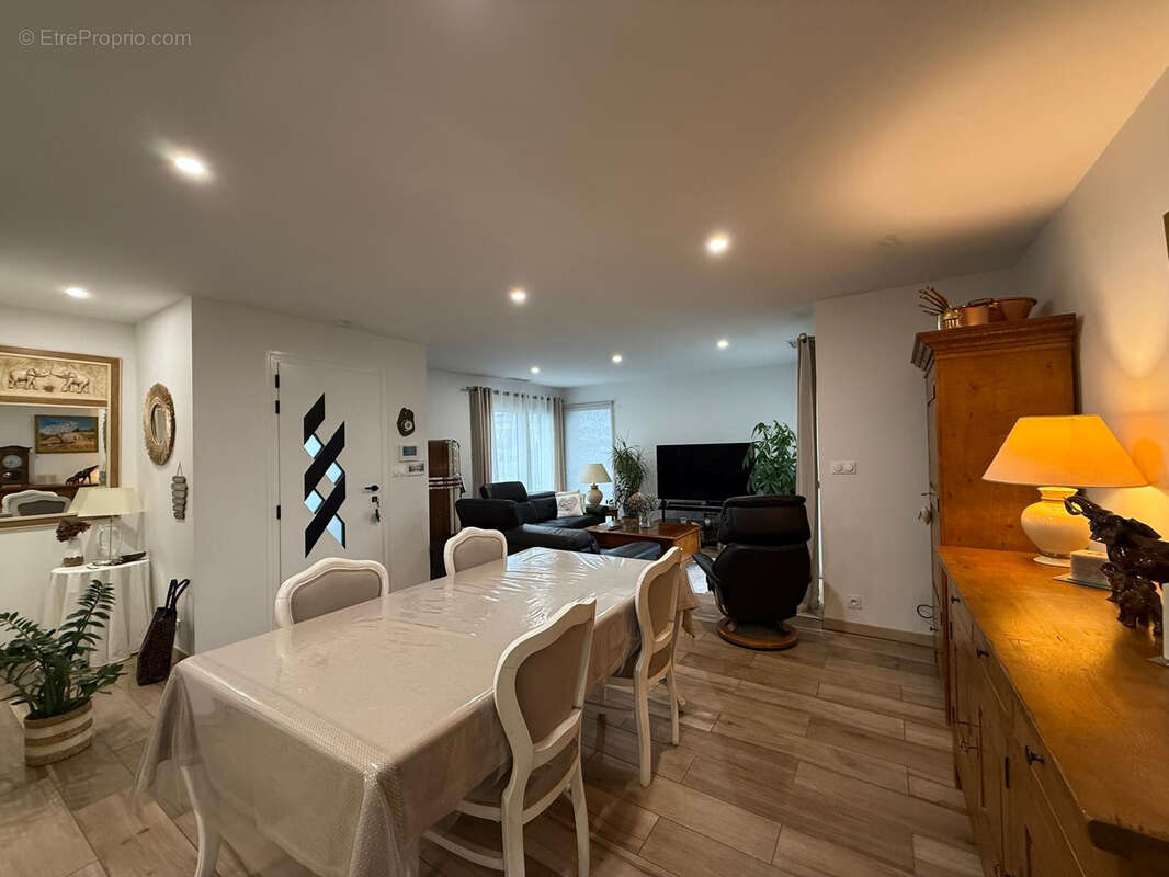 Maison à BELIN-BELIET