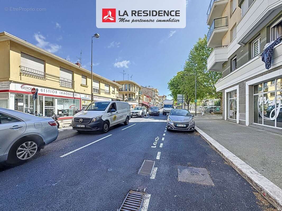 Commerce à CAGNES-SUR-MER
