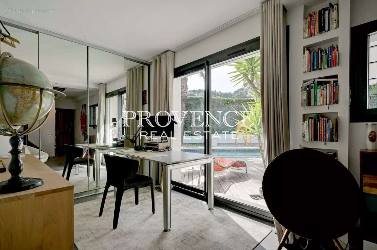 Maison à MARSEILLE-9E