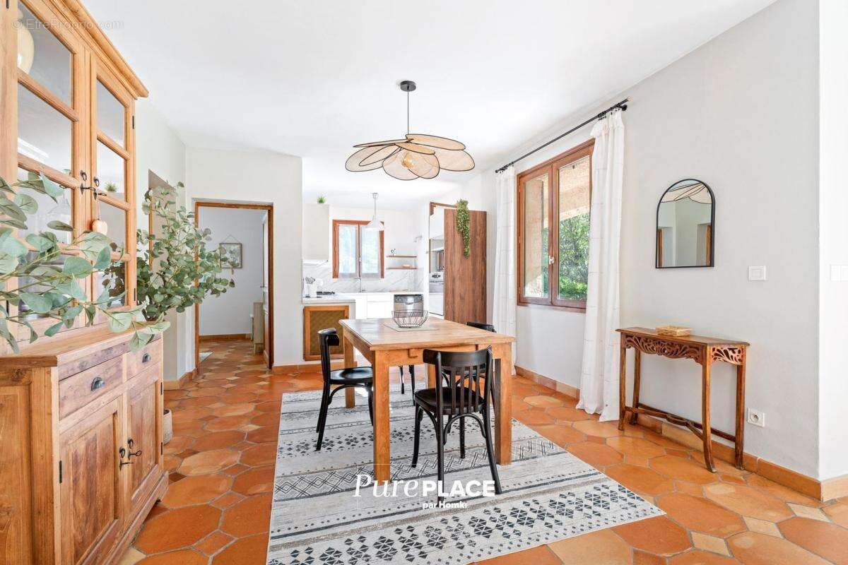 Maison à BEAUSOLEIL