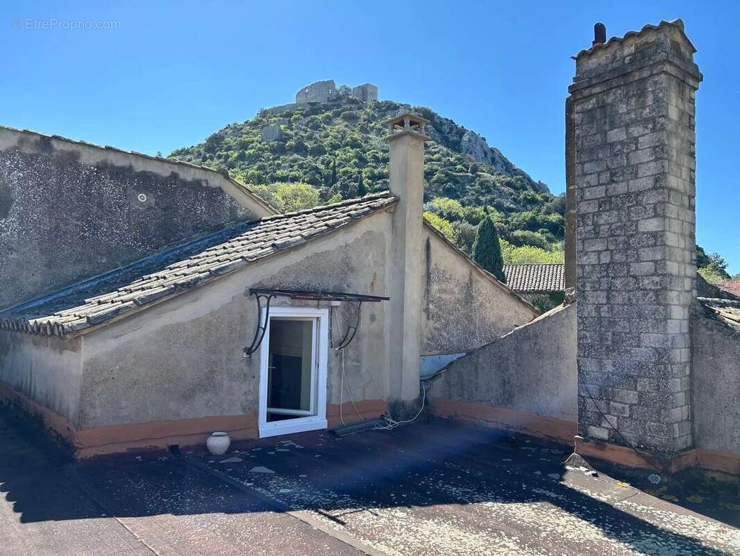 Maison à SAINT-VICTOR-LA-COSTE