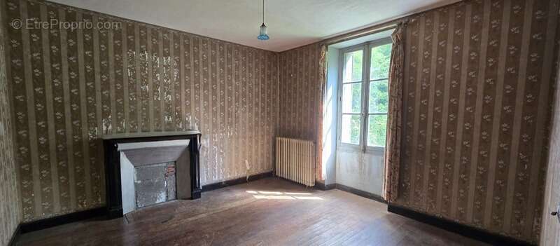 Maison à BENEVENT-L'ABBAYE