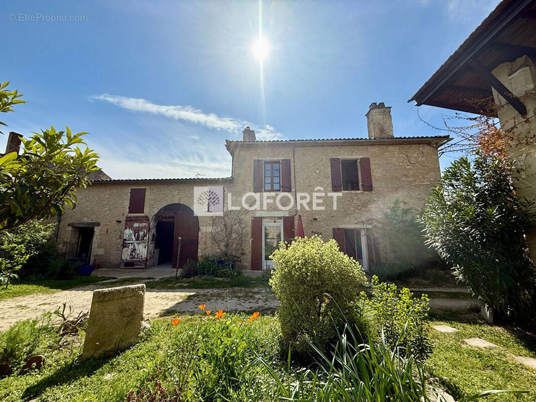 Maison à PREIGNAC