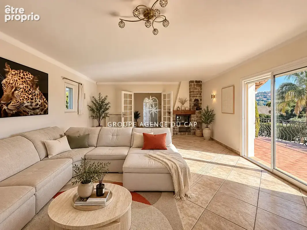 Villa renovee 7 pièces 200 m²  avec vue degagée mer, aux issambres - photo 5