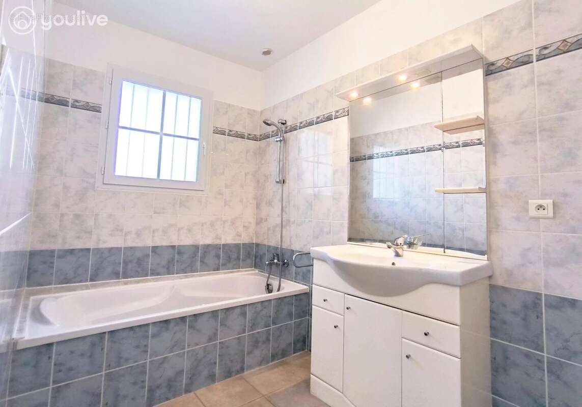 Maison à BEAUVOIR-SUR-MER