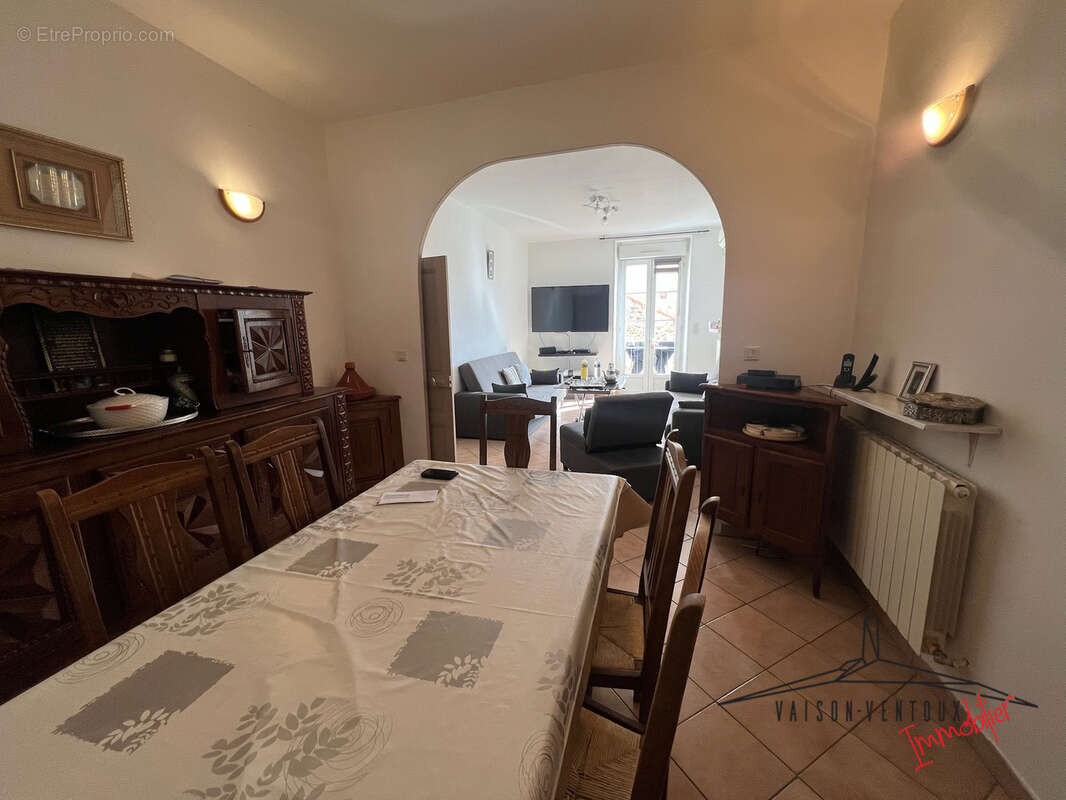 Appartement à NYONS