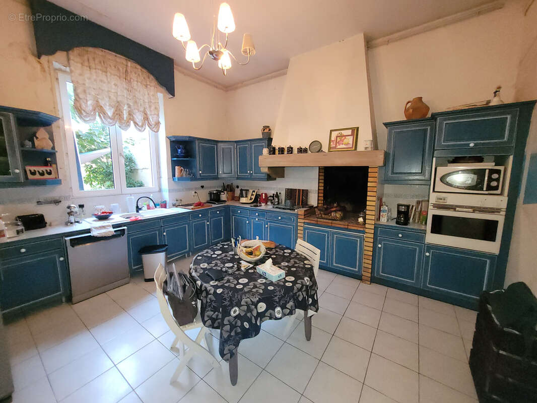 Maison à FLEURY