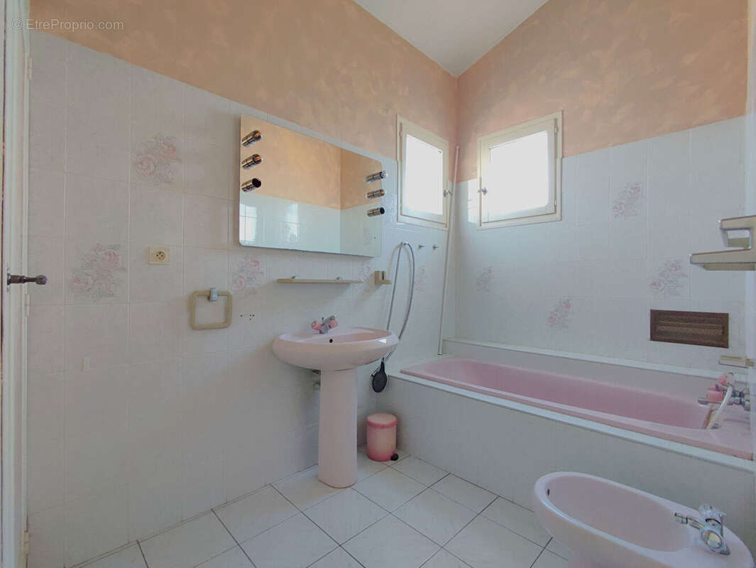 Maison à VILLELONGUE-DE-LA-SALANQUE