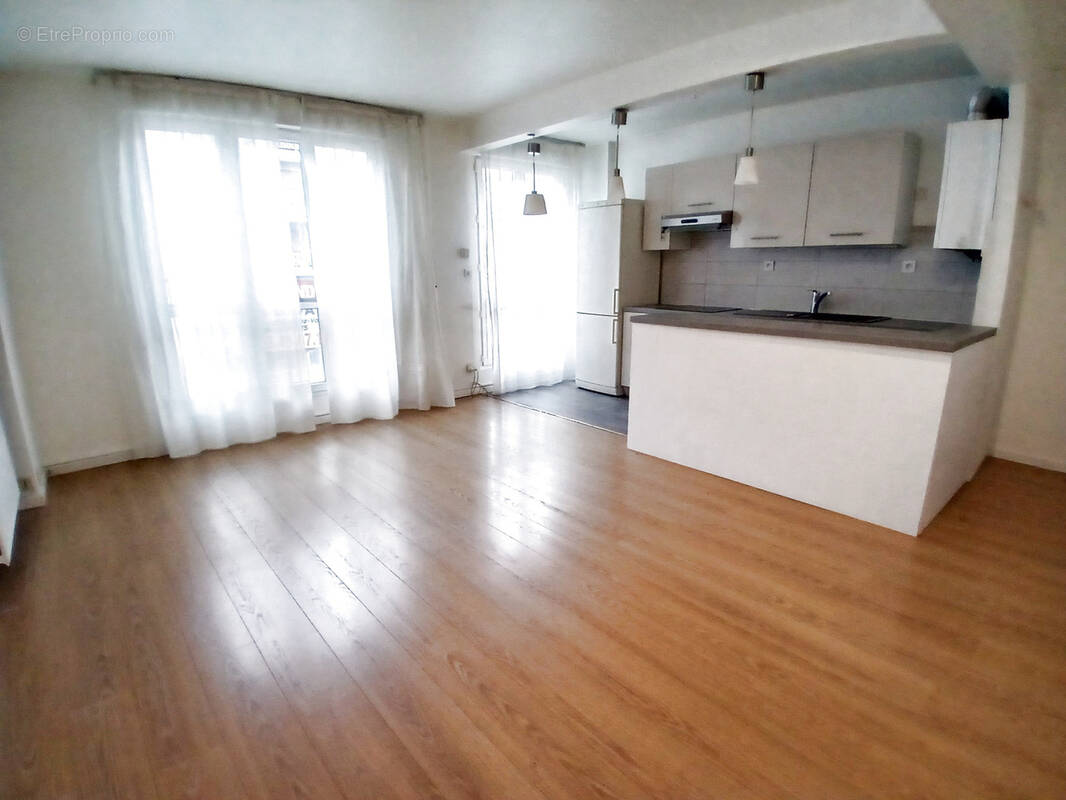 Appartement à PARIS-12E