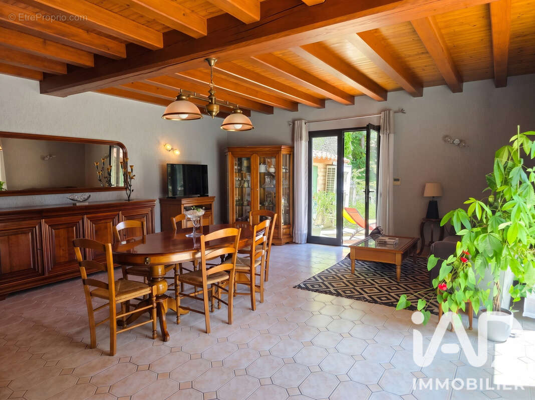 Maison 146 m² à Breville  - photo 5