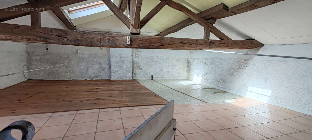 Maison à SAINT-HILAIRE-LE-VOUHIS