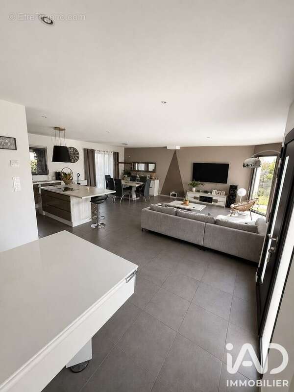 Maison 150 m² à Boissey-Le-Chatel  - photo 4