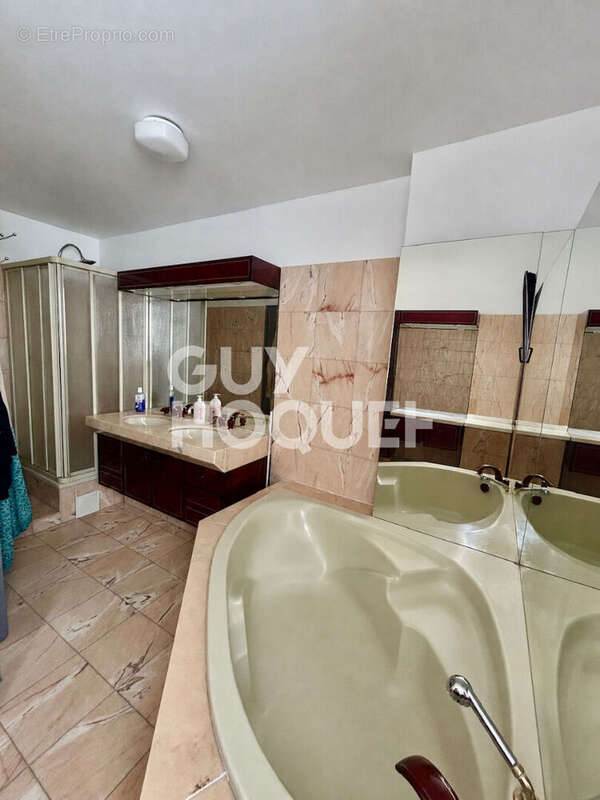 Appartement à NEUILLY-SUR-MARNE