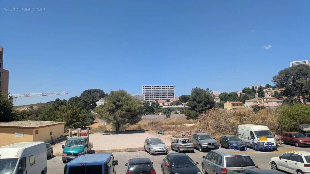Appartement 47 m² à Marseille-15e  - photo 4