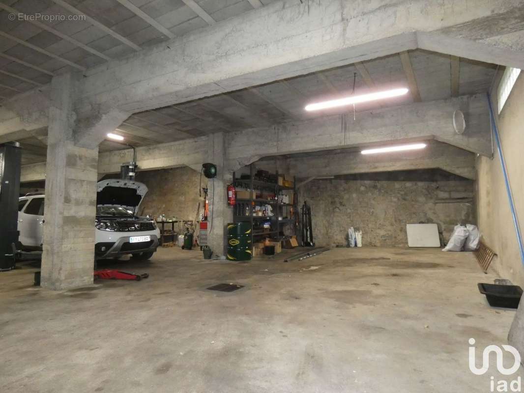 Photo 5 - Commerce à ALES