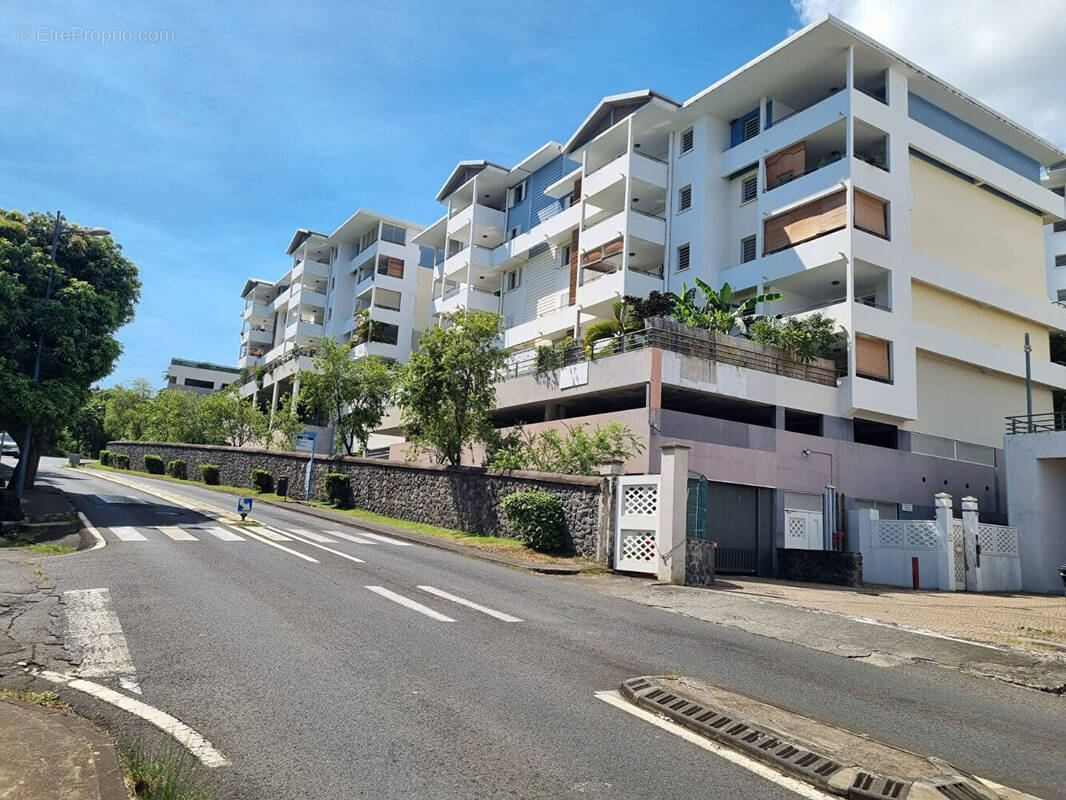 Appartement à SAINT-DENIS