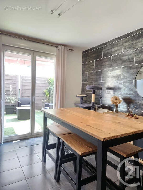 Appartement à VAULX-EN-VELIN