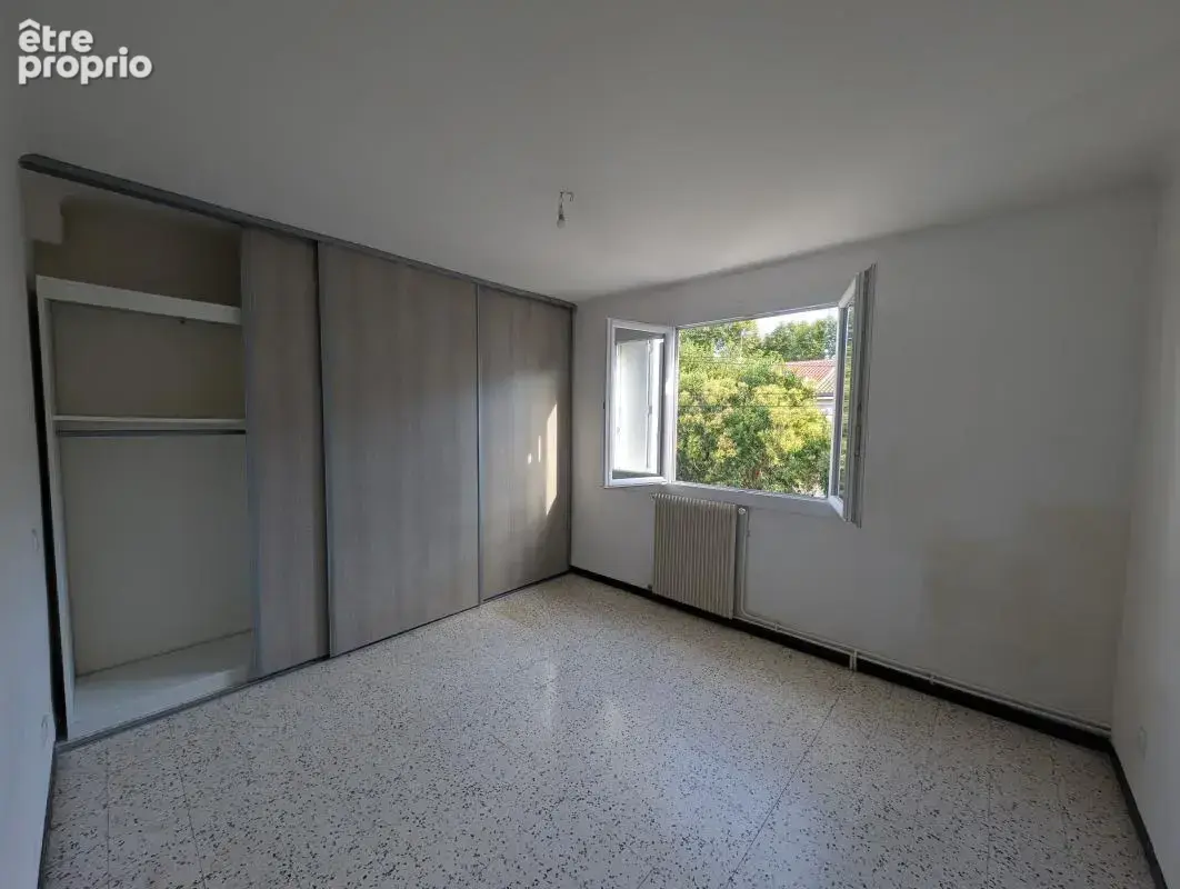 PÉZENAS — Maison proche du cours jean jaures et des commerces - photo 7