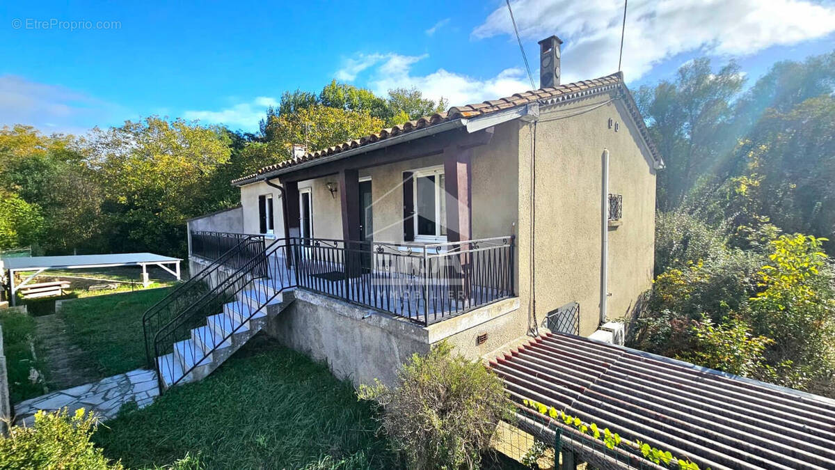 Maison à MONTAZELS