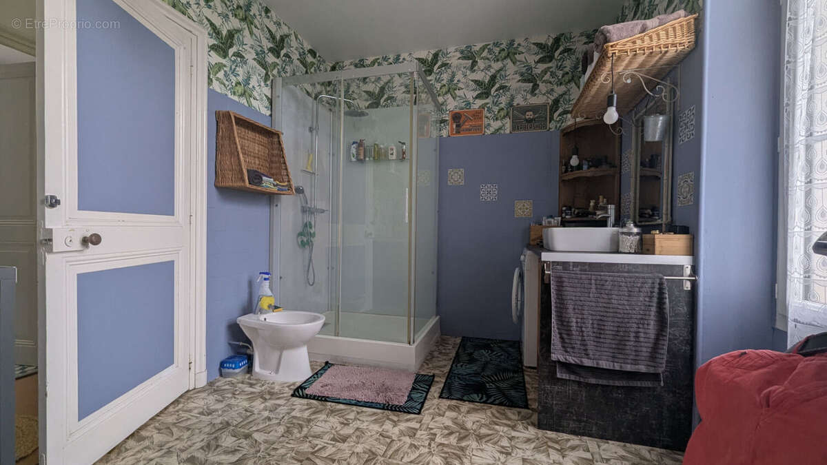 Maison à TONNAY-CHARENTE