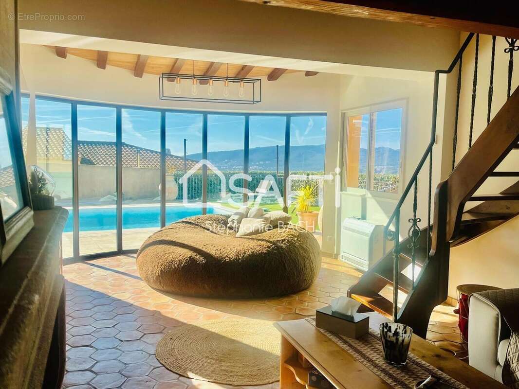 Photo 4 - Maison à CEYRESTE