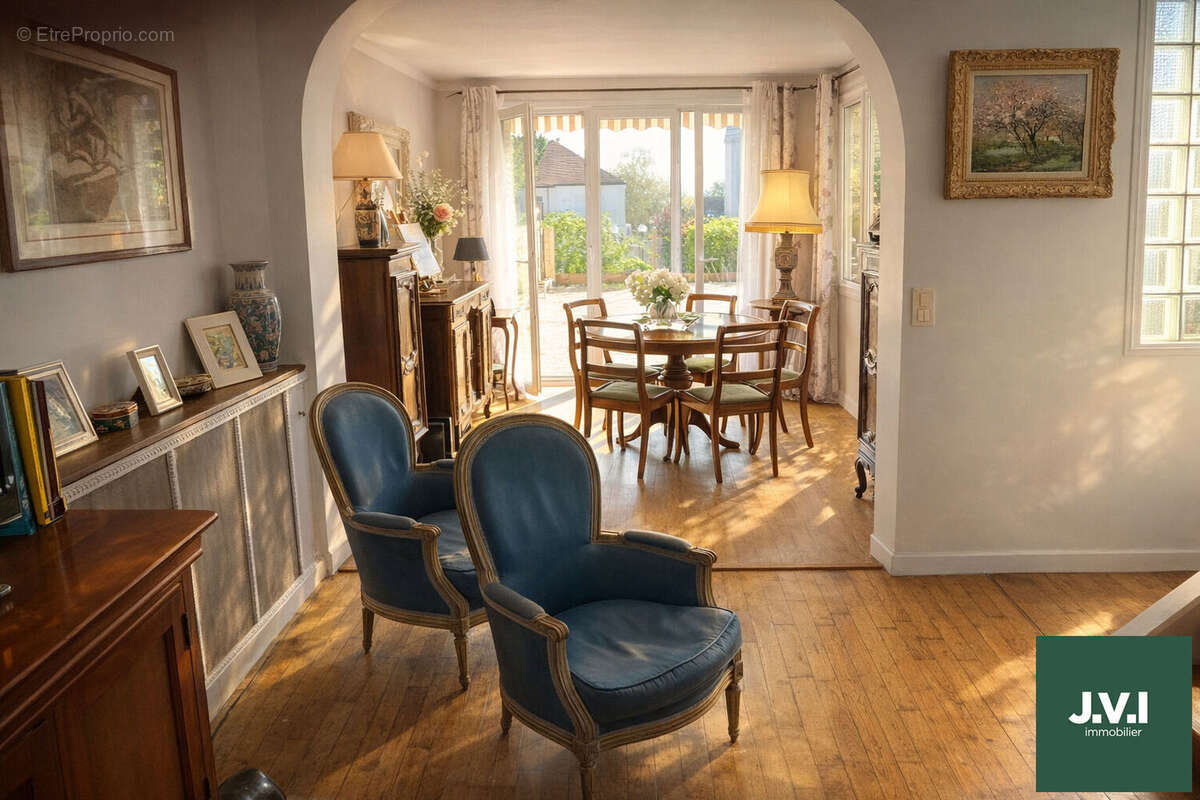 Maison à MONTMORENCY