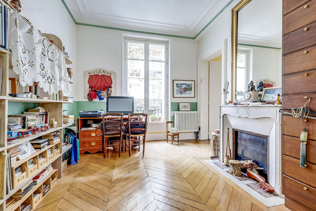 Appartement à PARIS-6E