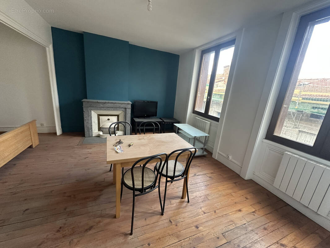 Appartement à SAINT-ETIENNE