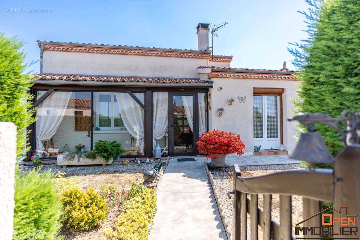 Maison à CASTELNAUD-DE-GRATECAMBE
