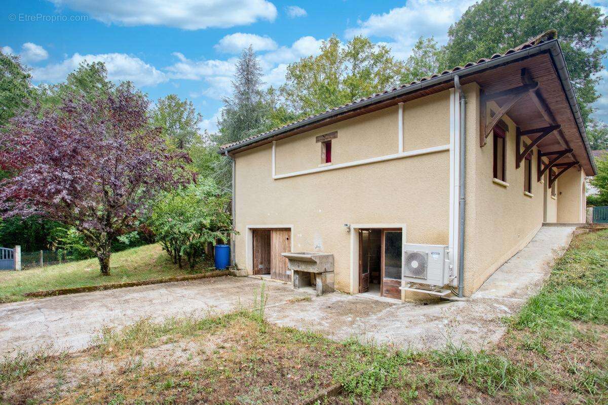 Maison 120 m² à Brantome  - photo 22