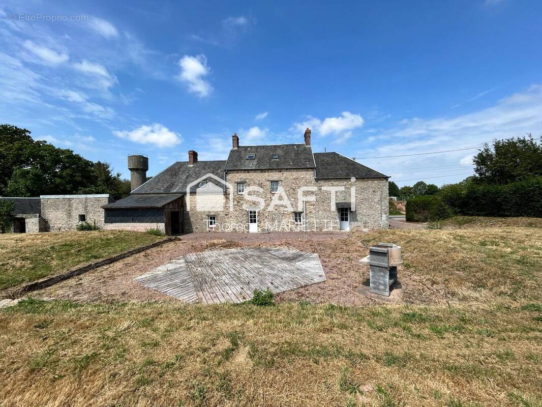 Photo 1 - Maison à LE MESNIL-AUZOUF