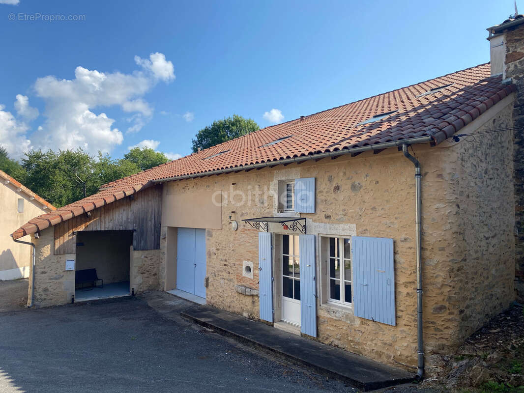 Maison à ROUSSINES