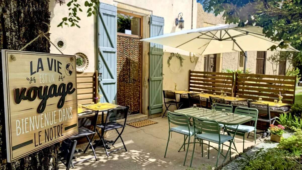 Maison à MONTBAZENS