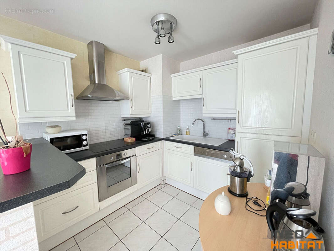 Appartement à LA CHAPELLE-DES-FOUGERETZ