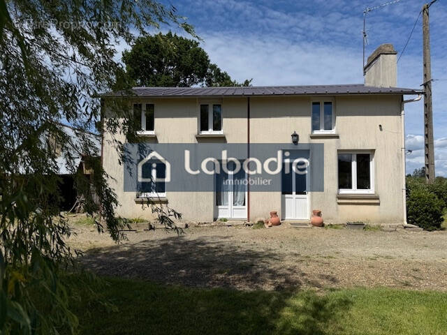 Maison à LE TEILLEUL