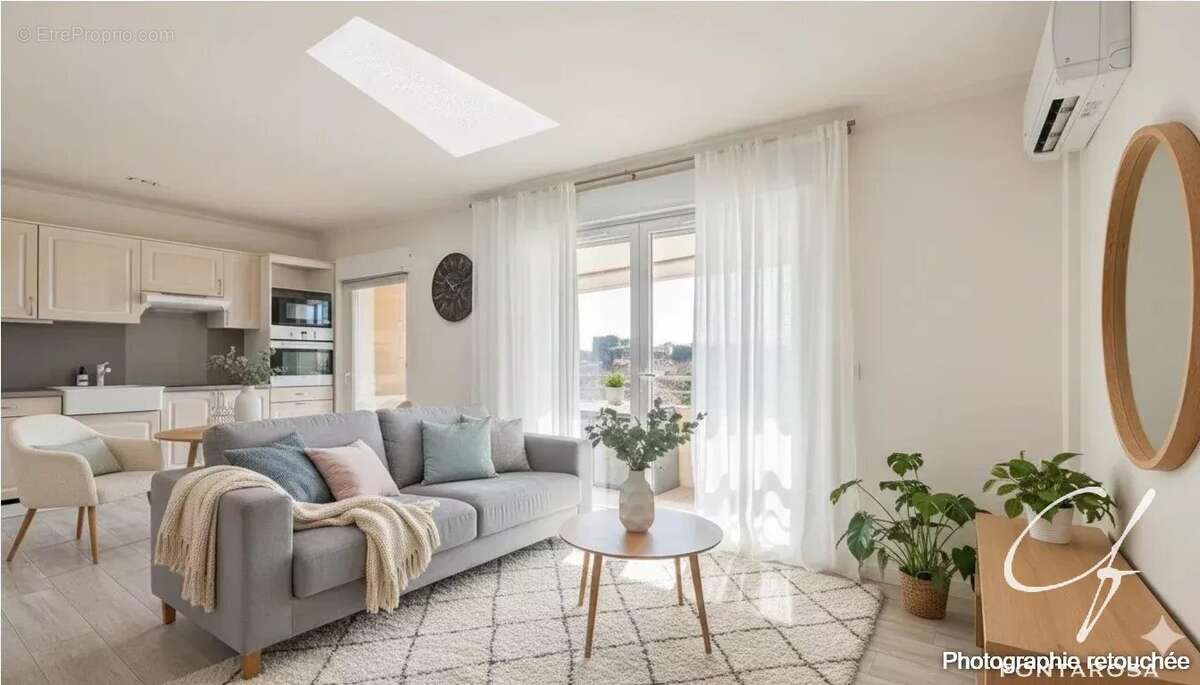 Appartement à FREJUS