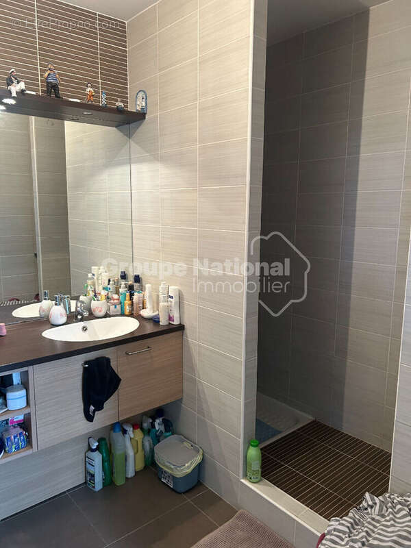 Appartement à VILLENEUVE-LES-AVIGNON