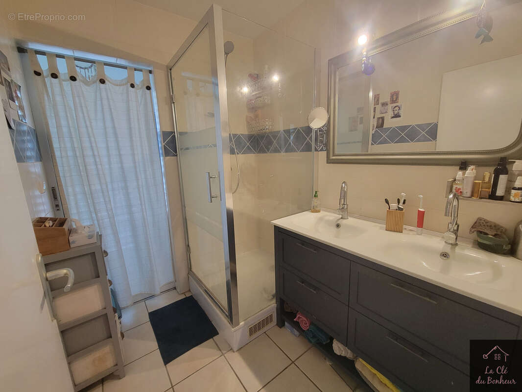 Appartement à SAINTE-LUCE