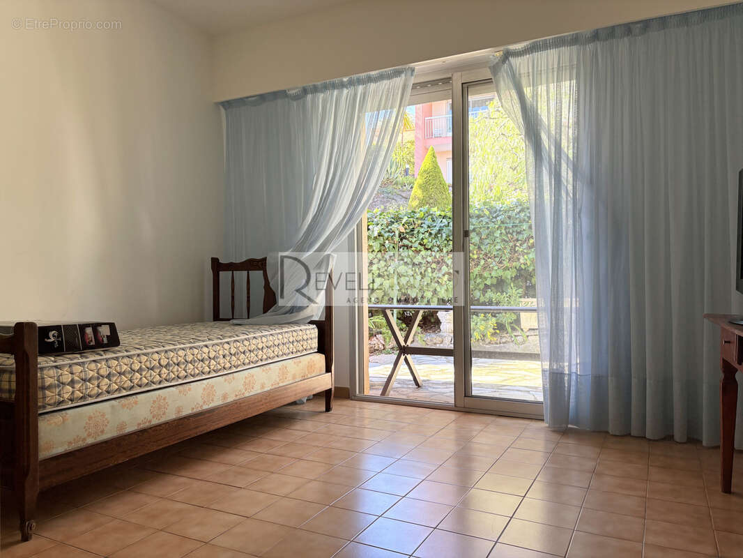 Appartement à VILLENEUVE-LOUBET